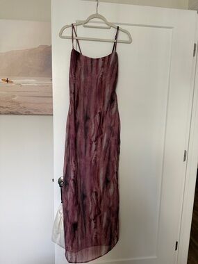 Sleeveless Marble-Print Slip Dress in Mauve
